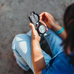 Boussole D'exploration Delux National Geographic -Magasin De Plein Air boussole dexploration delux national geographic 3