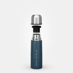 Quechua Bouteille Isotherme Inox 0,4L Avec Gobelet Pour La Randonnée - Bleu 17 Quechua Bouteille Isotherme Inox 0,4L Avec Gobelet Pour La Randonnée - Bleu -Magasin De Plein Air bouteille isotherme inox 04l avec gobelet pour la randonnee bleu 7