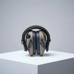 CASQUE ÉLECTRONIQUE ANTI-BRUIT WALKER'S RAZOR SAVANE 13 CASQUE ÉLECTRONIQUE ANTI-BRUIT WALKER'S RAZOR SAVANE -Magasin De Plein Air casque electronique anti bruit walkers razor savane 3