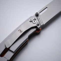 Couteau Chasse Pliant 7,5cm GRIP V2 KAKI Axis 75 -Magasin De Plein Air couteau chasse pliant 75cm grip v2 kaki axis 75 4