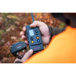 PACK COLLIER + TÉLÉCOMMANDE DE DRESSAGE POUR CHIEN NUM'AXES CANICOM 1500 -Magasin De Plein Air pack collier telecommande de dressage pour chien numaxes canicom 1500 2