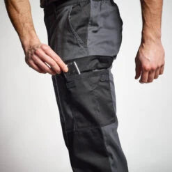 PANTALON CARGO RESISTANT STEPPE 300 BICOLORE GRIS ET NOIR 10 PANTALON CARGO RESISTANT STEPPE 300 BICOLORE GRIS ET NOIR -Magasin De Plein Air pantalon cargo resistant steppe 300 bicolore gris et noir 4