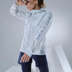 Quechua Veste Ultra Légère Hybride De Randonnée Rapide FH900 Femme Grise. -Magasin De Plein Air veste ultra legere hybride de randonnee rapide fh900 femme grise 4